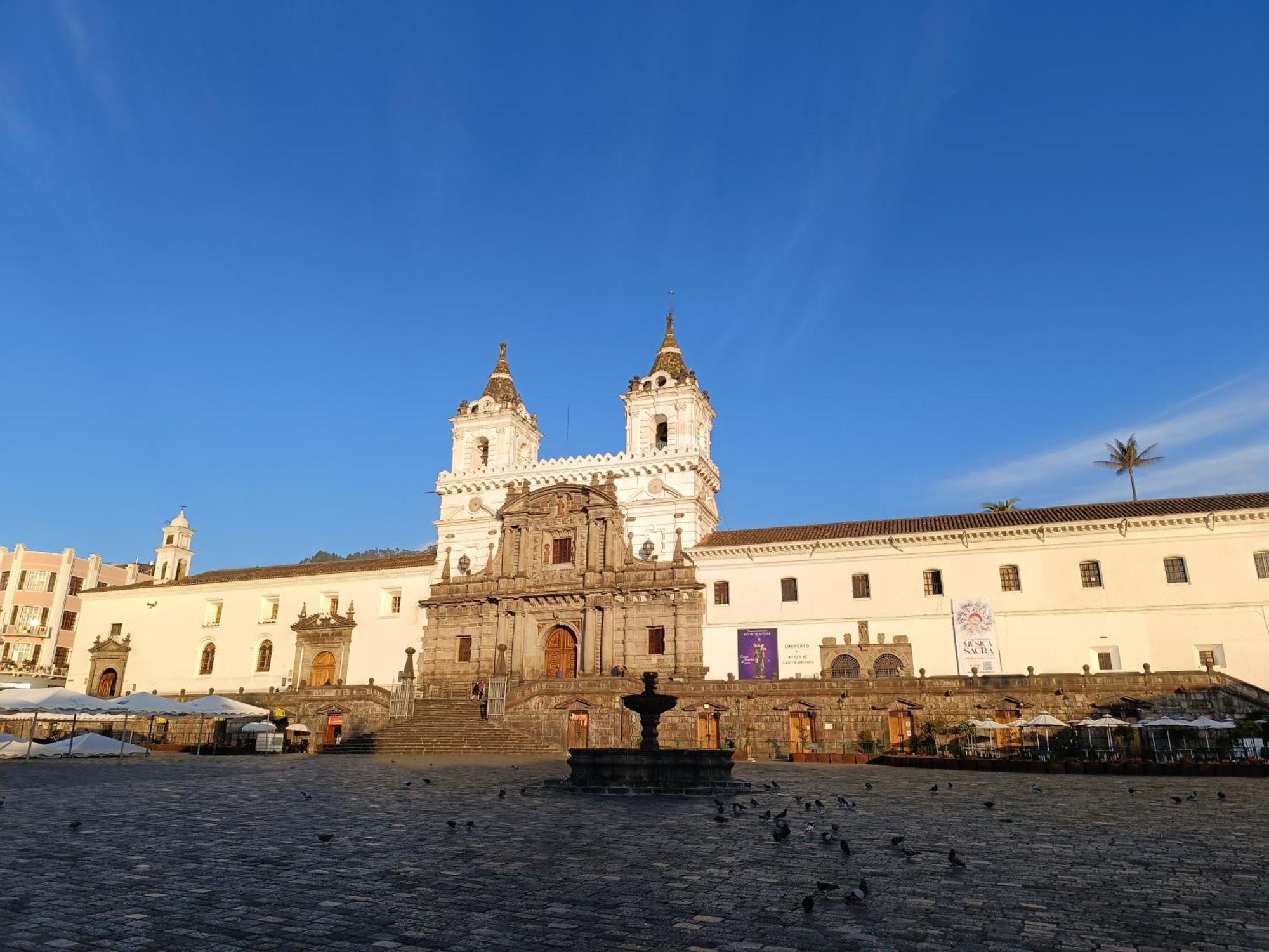 Hotel Colonial - Casa Francisco Кито Екстериор снимка